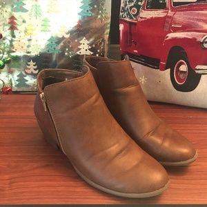 American Eagle Cognac Booties